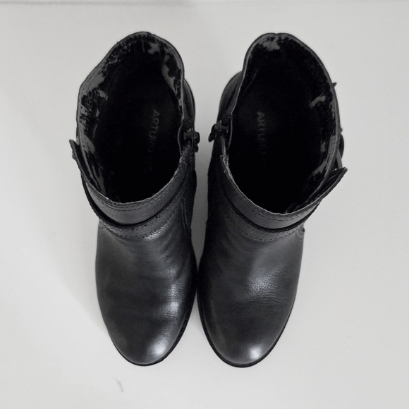 Arturo Chiang Black Leather Wedge Bootie 6.5 - Picture 2 of 9